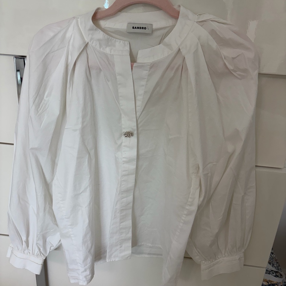 Sandro Elegant White Blouse with rhinestone button
